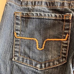 Kimes Ranch Jeans Size 4/34 Betty